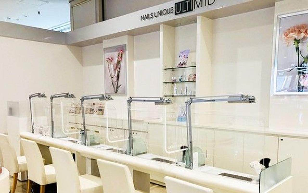 ネイルズユニーク【千里阪急店】